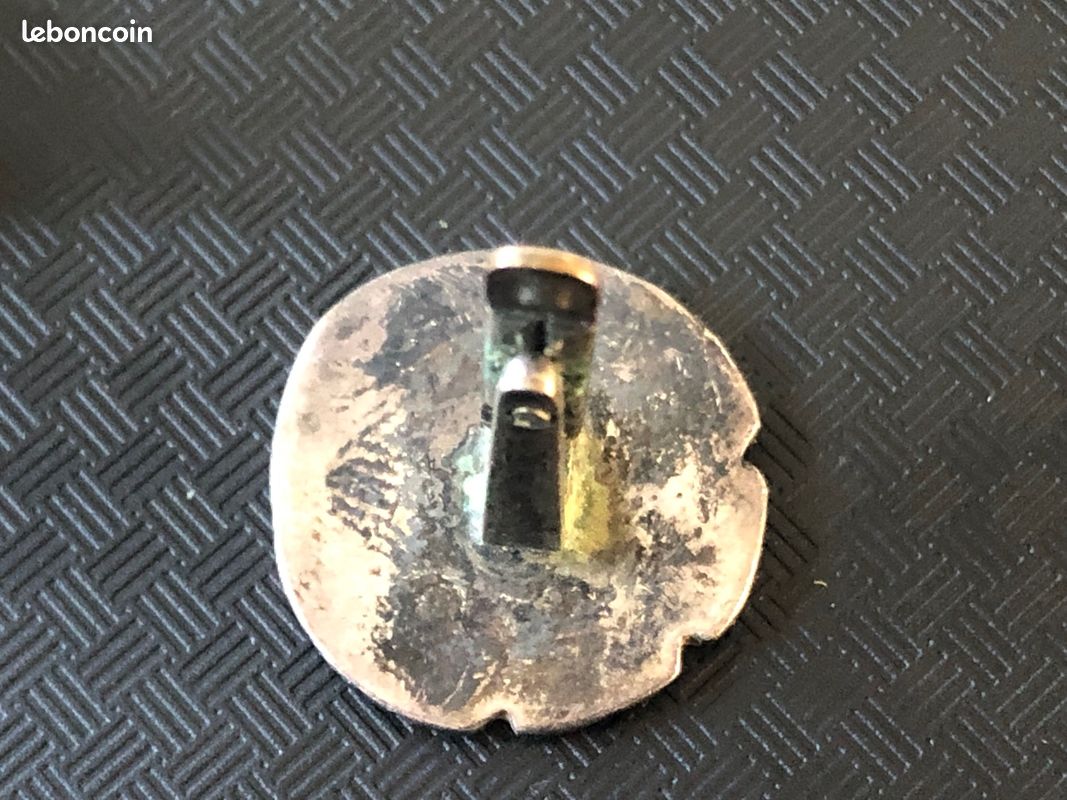 Boutons De Manchette Anciens - Ton Argent Et Noir - Occasion En Bon État