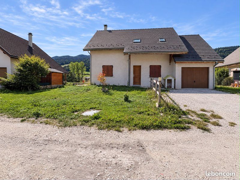 Maison 6 pièces 117 m² · à Autrans-Méaudre en Vercors · 116,5 m² · 429 000 €