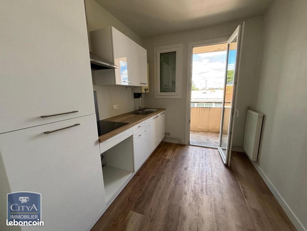 Appartement 3 pièces 73 m² · à Albi · 73 m² · 695 €