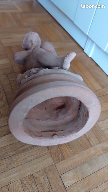 Statue putto en terre cuite (image 3)