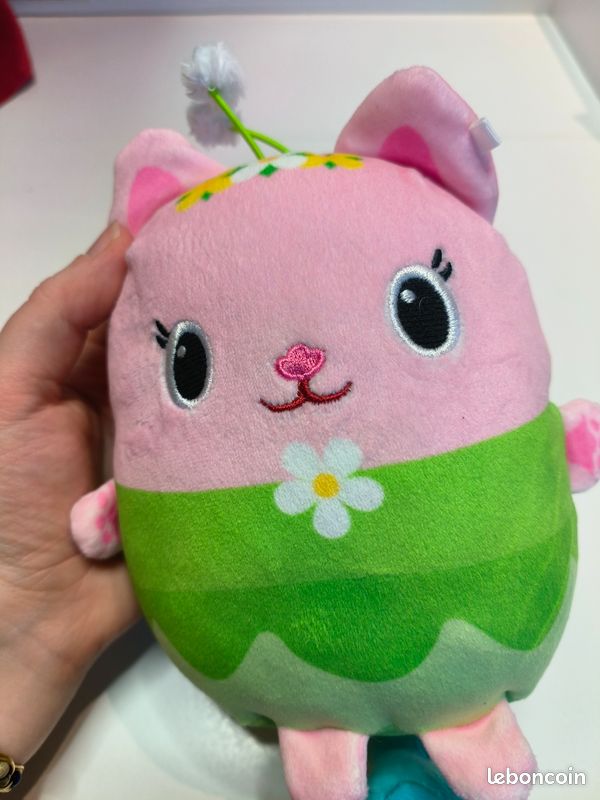Peluche Squishy Gabby et la maison magique créature féerique (image 4)