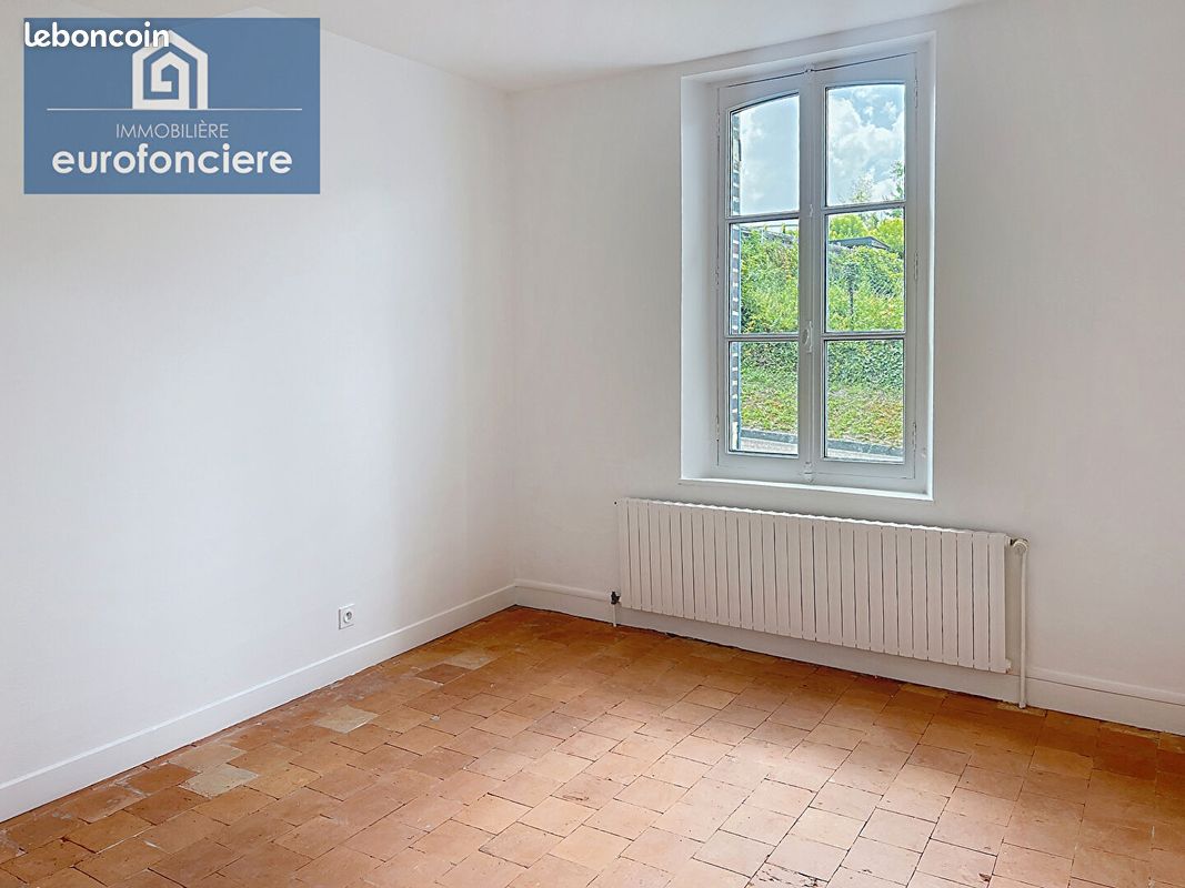Maison 5 pièces 107 m² · à Villacerf · 107 m² · 880 €/mois