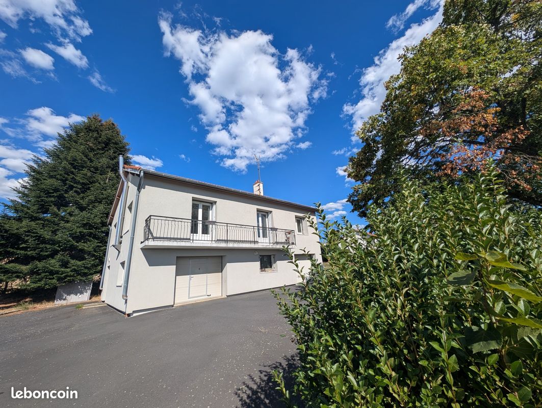 Maison 4 pièces 92 m² · à Sainte-Sigolène · 92 m² · 189 000 €