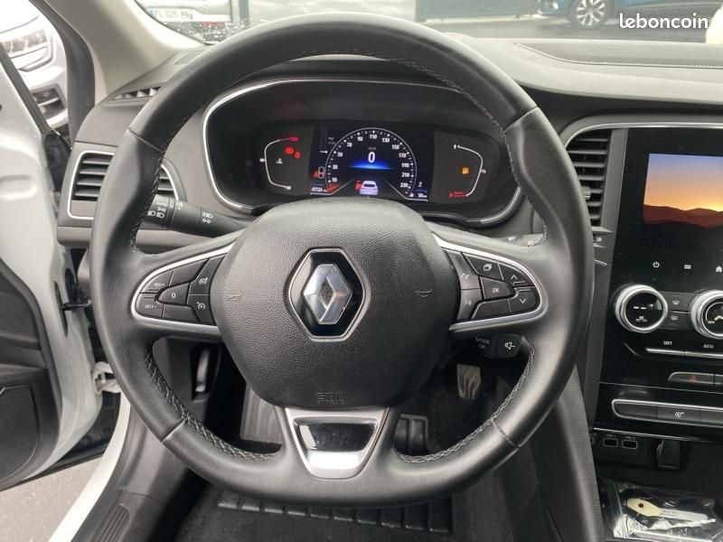 Renault Megane 1.5 Blue dCi 115ch Zen (image 9)