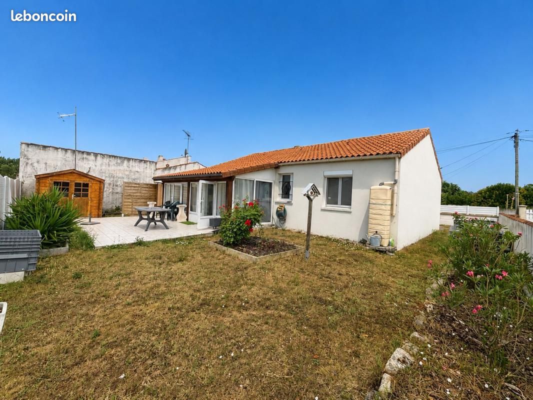 Maison 4 pièces 112 m² · à Saint-Pierre-d'Oléron · 112 m² · 1 150 €/mois
