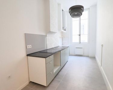 Appartement 366 000 € - 61 m²