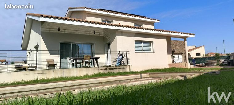 Maison 6 pièces 200 m²