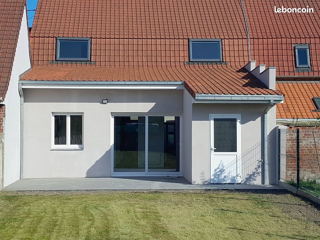 Maison 6 pièces 165 m² · à Arnèke · 165 m² · 880 €/mois