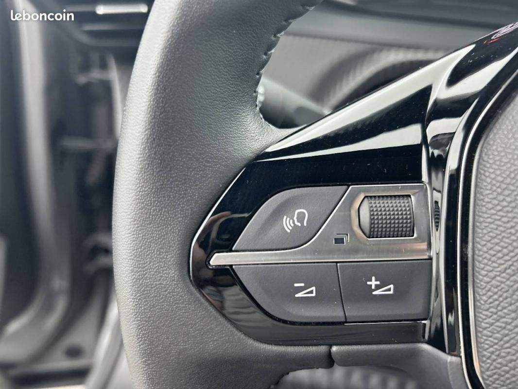 Peugeot 2008 PureTech 100 S&S BVM6 - Active (image 18)