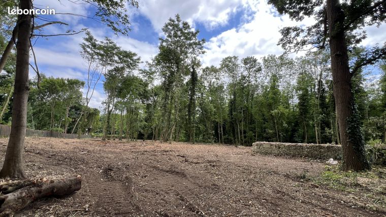 Terrain 1592 m² Montfort-l'Amaury
