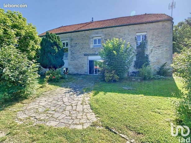 Maison 7 pièces 248 m²