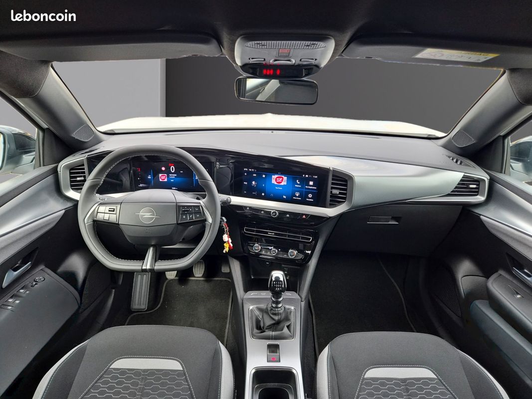 OPEL MOKKA 1.2 TURBO EDITION 136Ch - Clim Auto - Apple Carplay - Android Auto - Régulateur/Limiteur de vitesse - Garantie Constructeur 8 ans - Moteur à Chaîne (image 2)