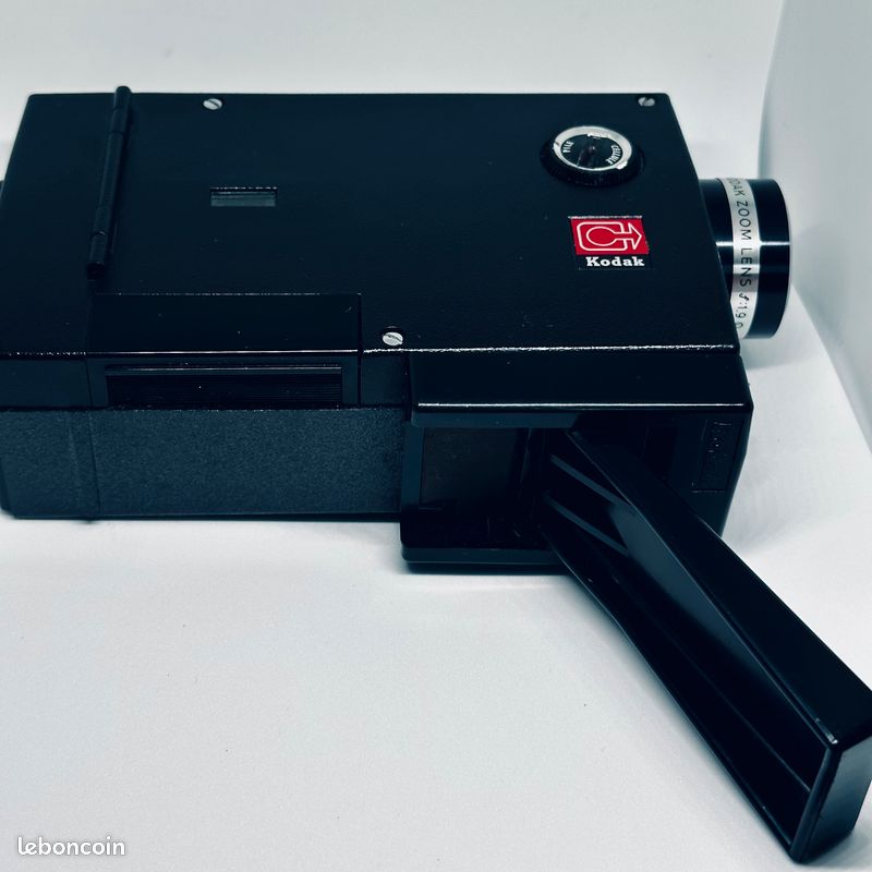 Vintage Kodak Instamatic M5 Movie Camera Super Clean Untested Sold AS-IS