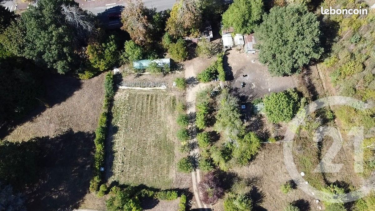 Terrain 3 701 m² Limoges · 149 000 €