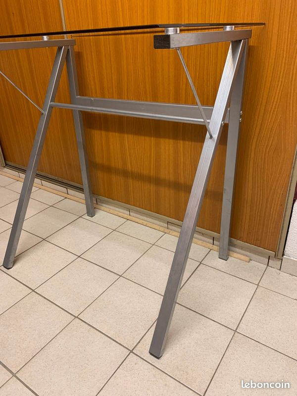 Bureau (image 2)