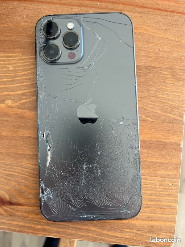 Apple iPhone 13 Pro Max A2484 Reconditionné (Entièrement Débloqué) 128 Go Graphite (Grade A