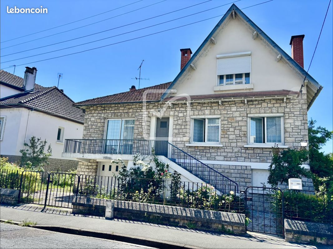 Maison 7 pièces 154 m² · à Brive-la-Gaillarde · 154 m² · 234 300 €