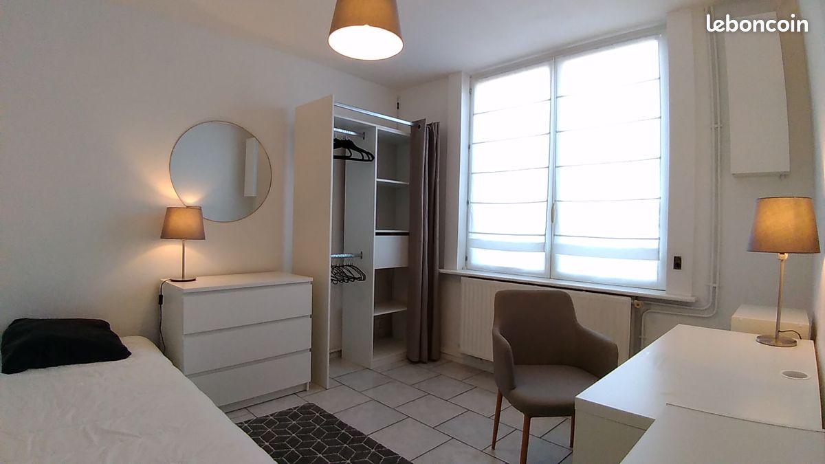 Appartement 1 pièce 9 m² · à Lille · 9 m² · 350 €