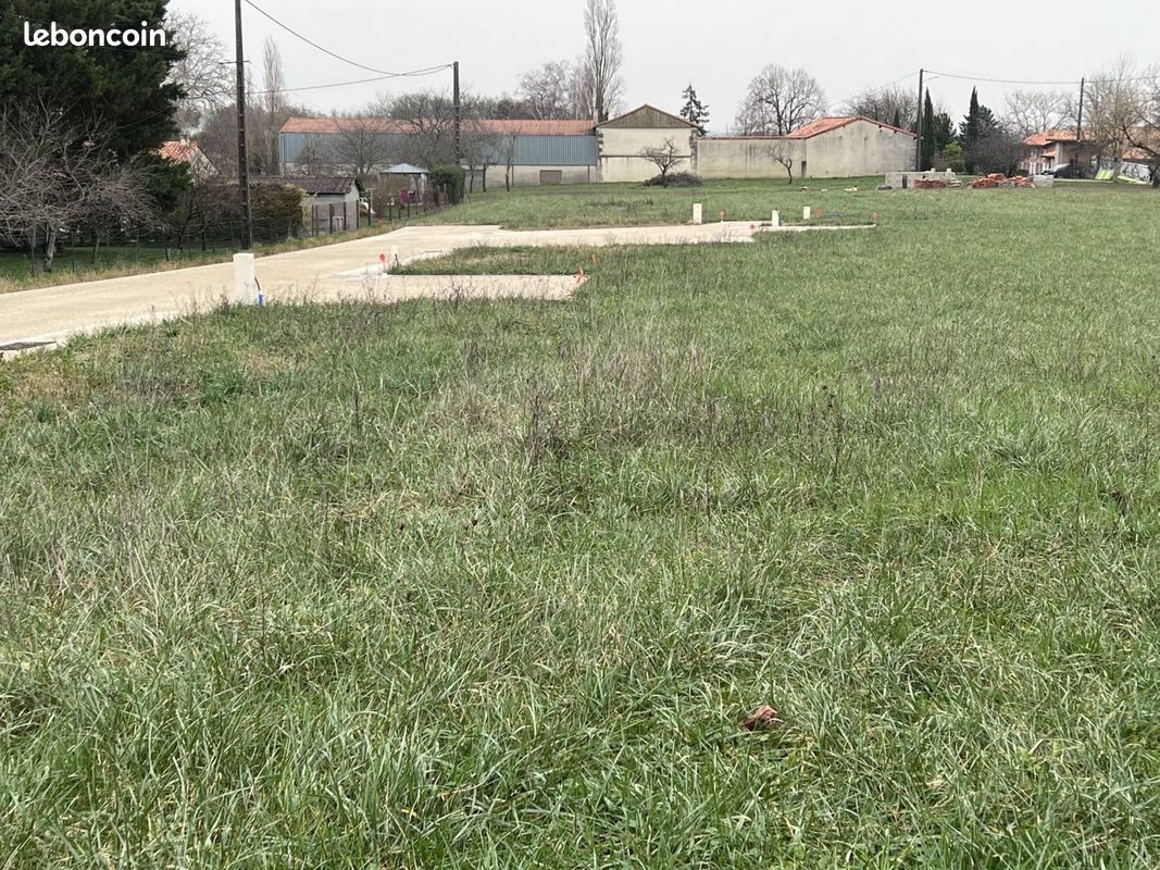 Terrain à bâtir de 821 m2 au prix de 30093 à MANSLE (16) · à Mansle-les-Fontaines · 30 093 €