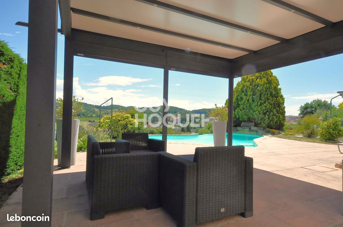 Maison 9 pièces 165 m² · à Saint-Martin-en-Haut · 165 m² · 630 000 €