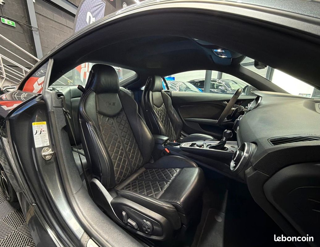 Audi TT RS 2.5 TFSI 400 CV QUATTRO S TRONIC 7 PACK CARBONE - DAZA - SIEGES CHAUFFANTS - RADAR - GPS (image 17)