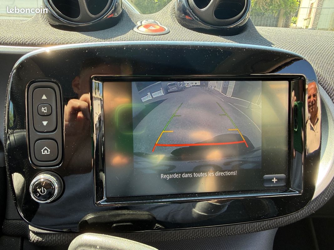 SMART FORTWO COUPE 0.9 90 ch SS BA6 Prime (image 10)