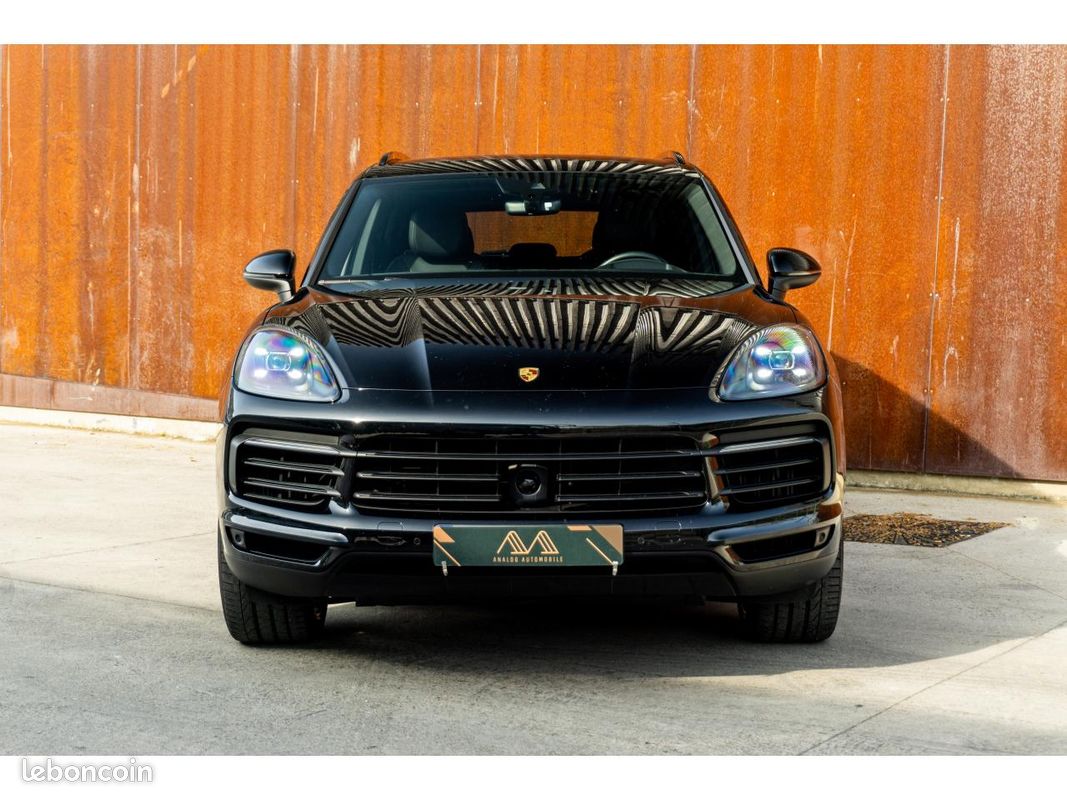 PORSCHE CAYENNE 3.0i V6 - 340 - BVA Tiptronic S - Start&Stop 2017 . PHASE 1 (image 2)