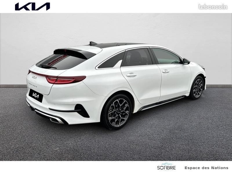 Kia ProCeed 1.5 T-GDi 140ch GT-line Premium DCT7 (image 17)