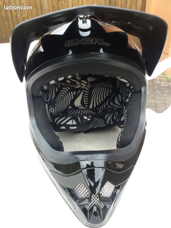Casque BMX taille M 57/58 (image 1)
