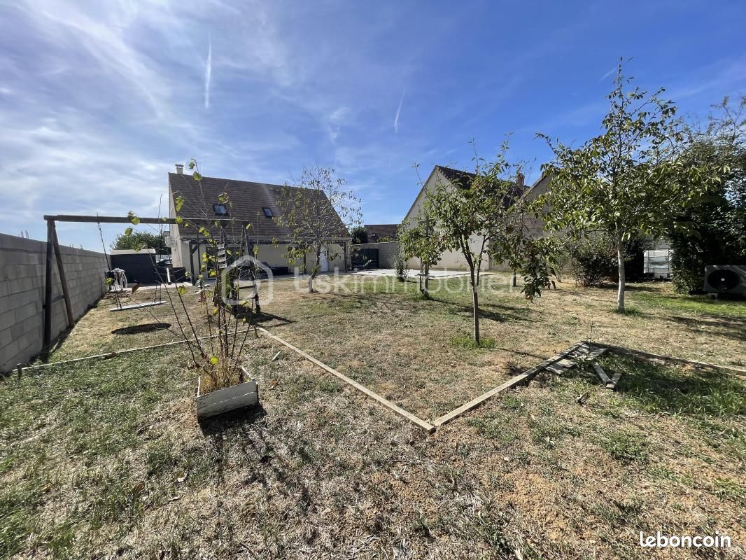 Maison 6 pièces 129 m² · à Fresnay-l'Évêque · 129 m² · 257 000 €