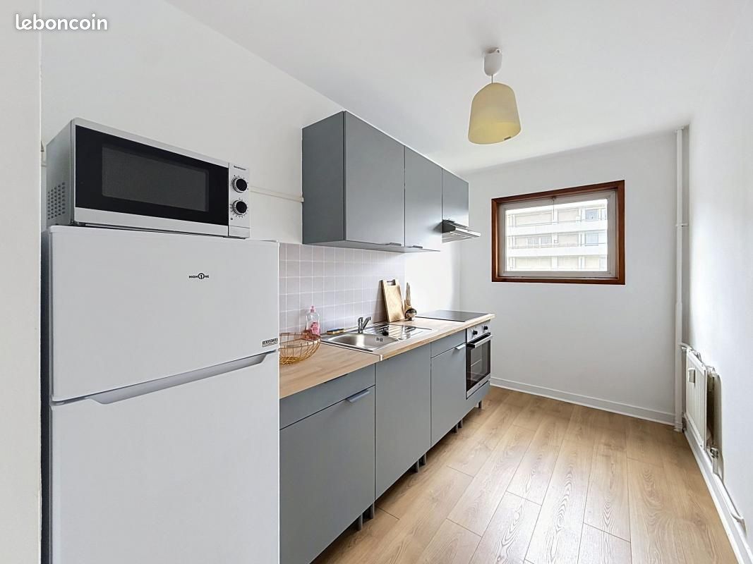 Appartement 3 pièces 60 m² · à Poitiers · 60 m² · 865 €/mois