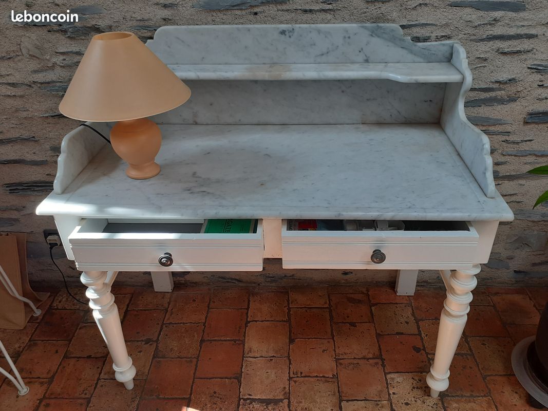 Table de toilette (image 2)