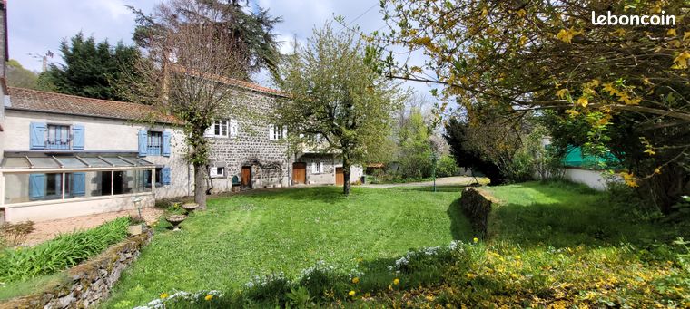 Propriété 10 pièces 213 m²