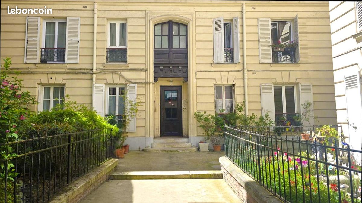 Appartement 2 pièces 28 m² · à Paris · 28 m² · 299 500 €
