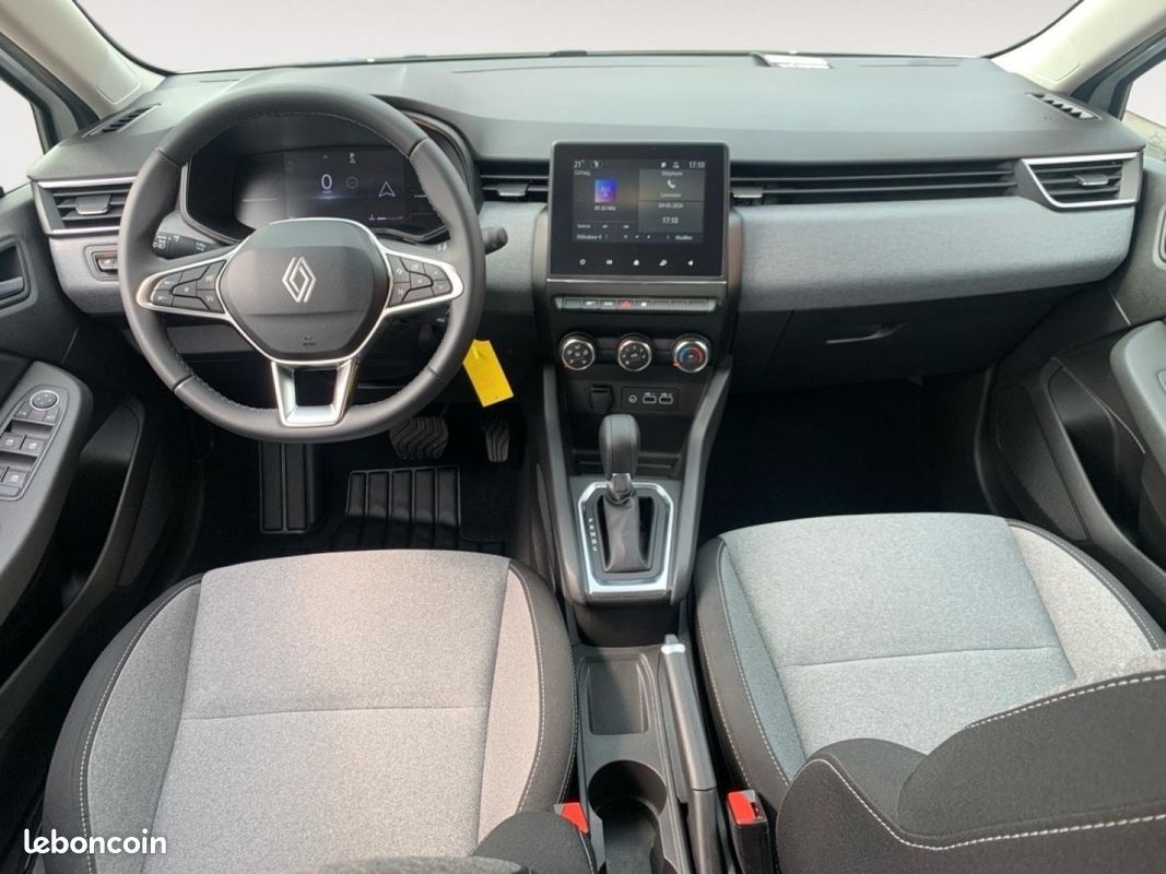 Renault CLIO Evolution CVT (image 4)