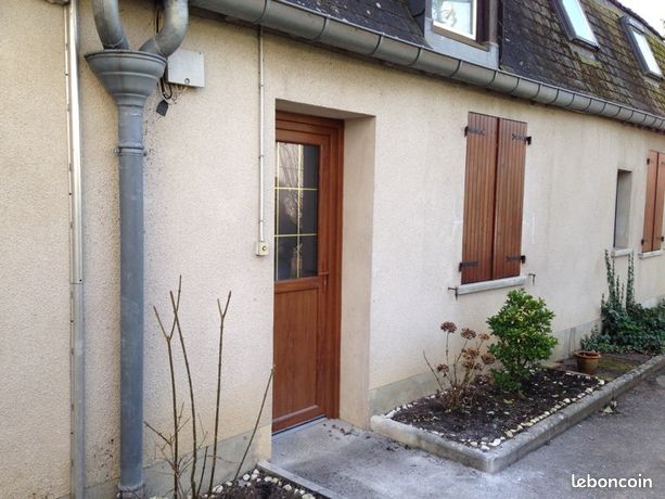 Appartement type 2 proche gare et place Gordaine