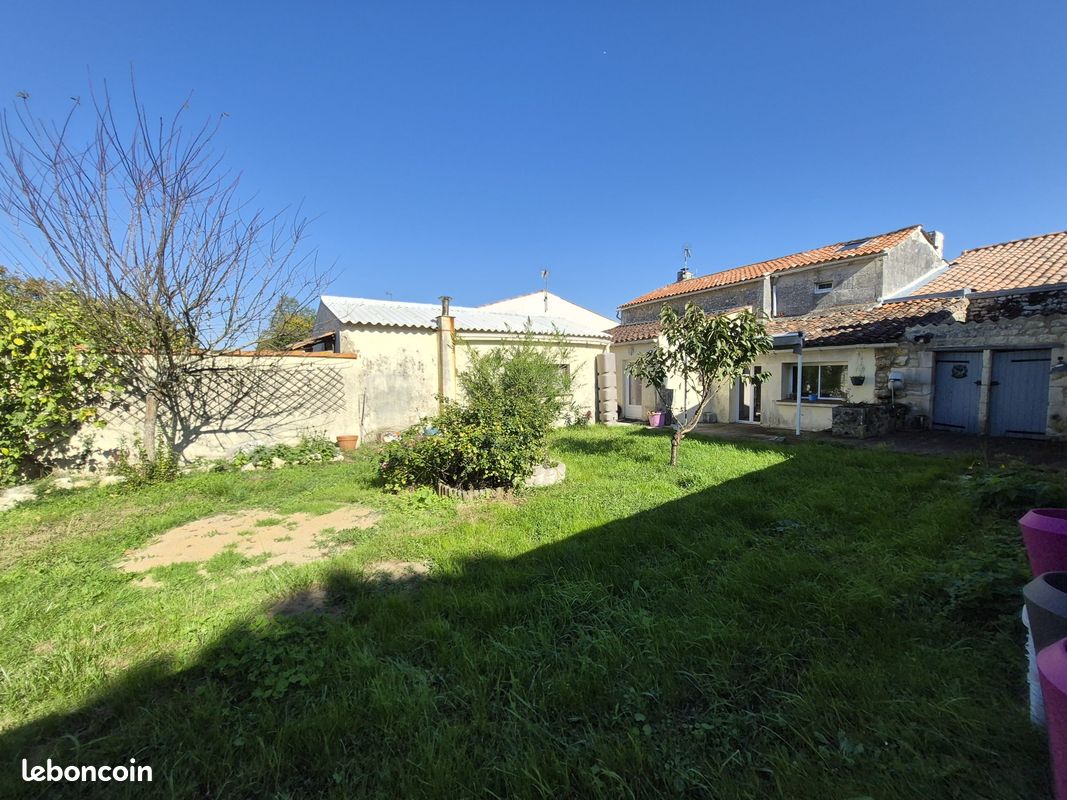 Maison 6 pièces 135 m² · à Plassay · 135 m² · 172 500 €