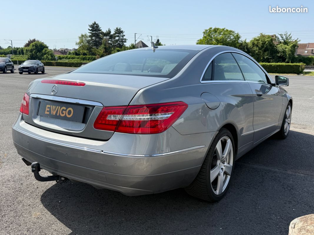 MERCEDES-BENZ CLASSE E COUPE 2.2 220 CDI 170 7G-TRONIC BVa (image 6)