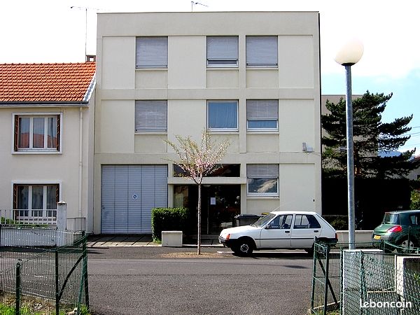 Appartement 1 pièce 15 m² · à Clermont-Ferrand · 15 m² · 390 €/mois
