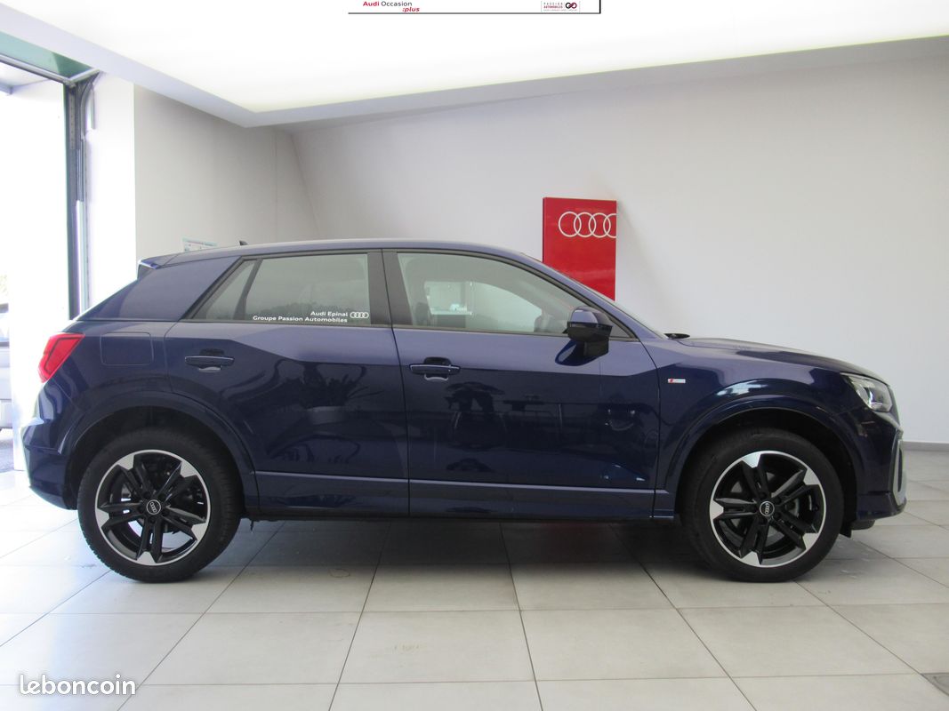 AUDI Q2 35 TFSI 150 S tronic 7 S line (image 5)