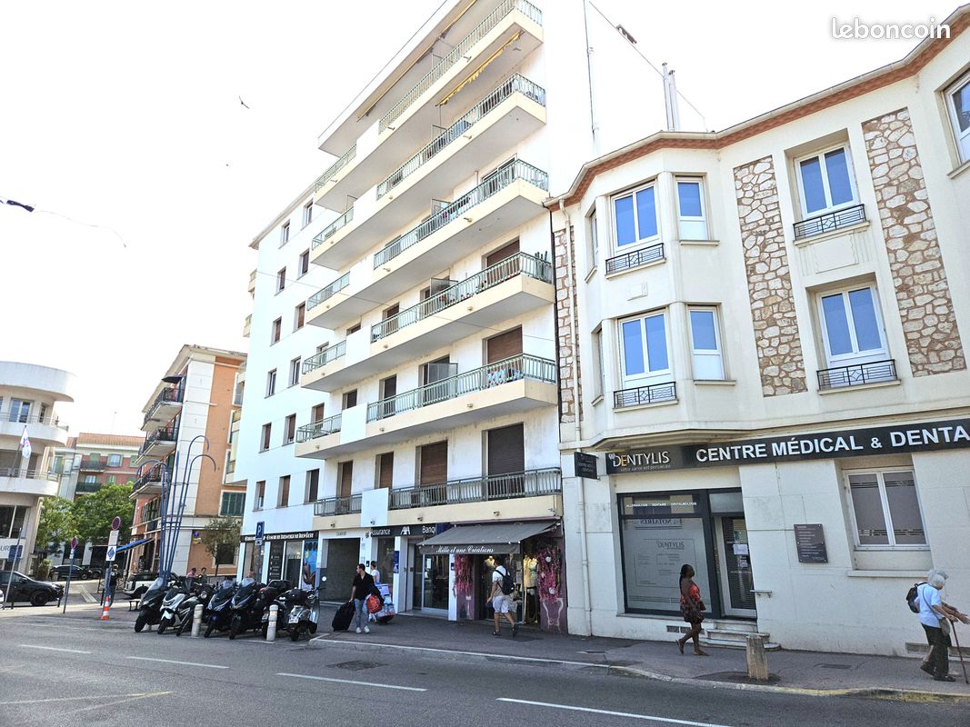 Appartement 2 pièces 50 m² · à Cagnes-sur-Mer · 49,7 m² · 200 000 €