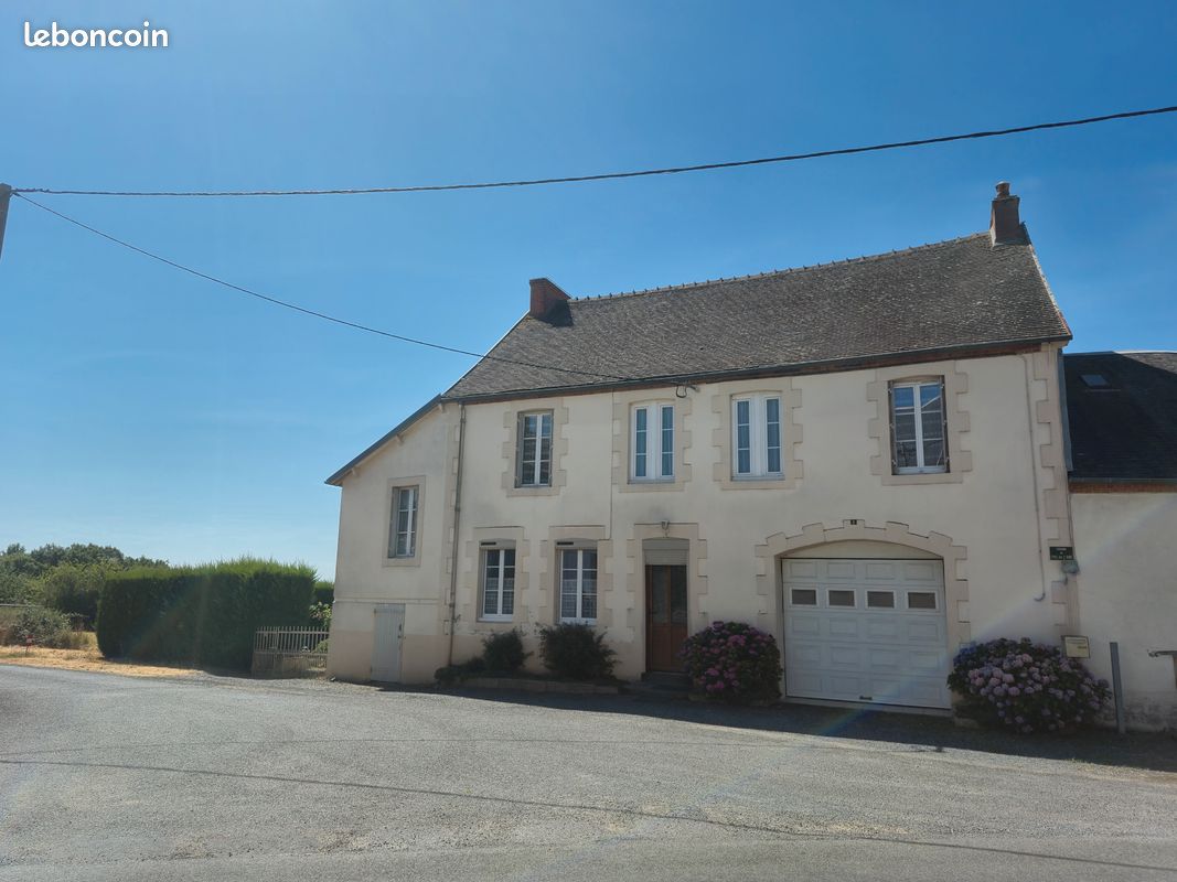 Maison 6 pièces 143 m² · à Chambérat · 143,4 m² · 116 000 €