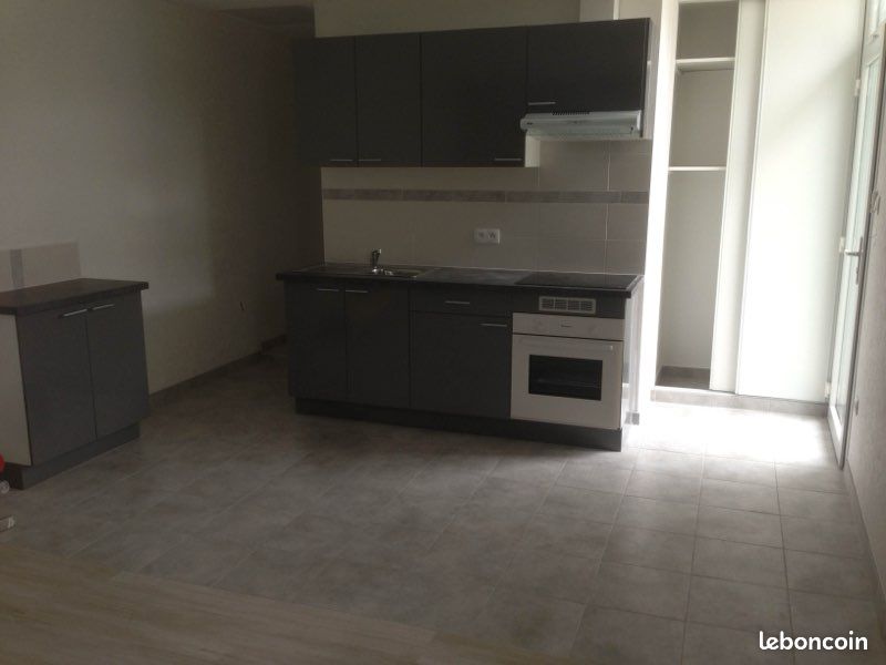 Appartement 3 pièces 55 m² · à Roanne · 55 m² · 75 000 €