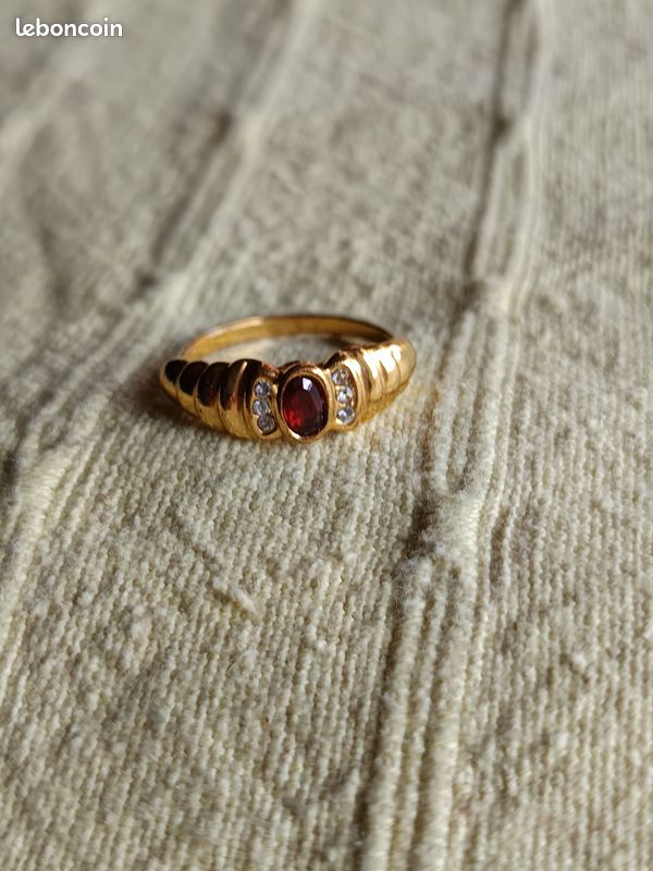 Bague Ethnique Réglable En Plaqué Or 18K Avec Grenat Naturel - Atelier Lunaire