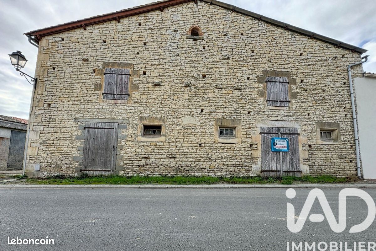 Terrain 410 m² · à La Grève-sur-Mignon · 410 m² · 39 000 €