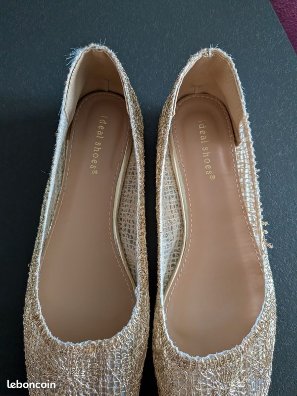 Ballerines Banana Republic Dorées Taille 40 - état Parfait, Talon 1 Cm, Style Classique