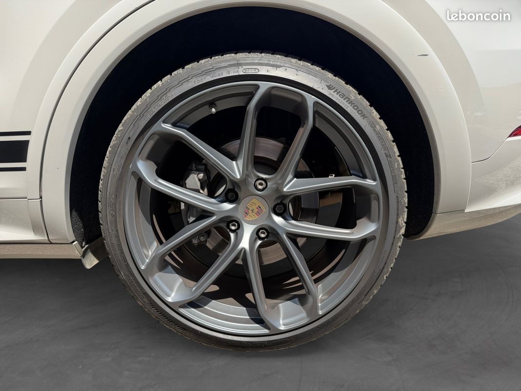 PORSCHE CAYENNE 3.0 V6 E-HYBRID COUPE PLATINIUM EDITION 462Ch Garantie 12 mois (image 19)