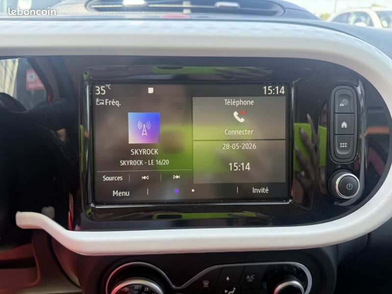 Renault TWINGO III 1.0 SCE 65CH EQUILIBRE (image 17)