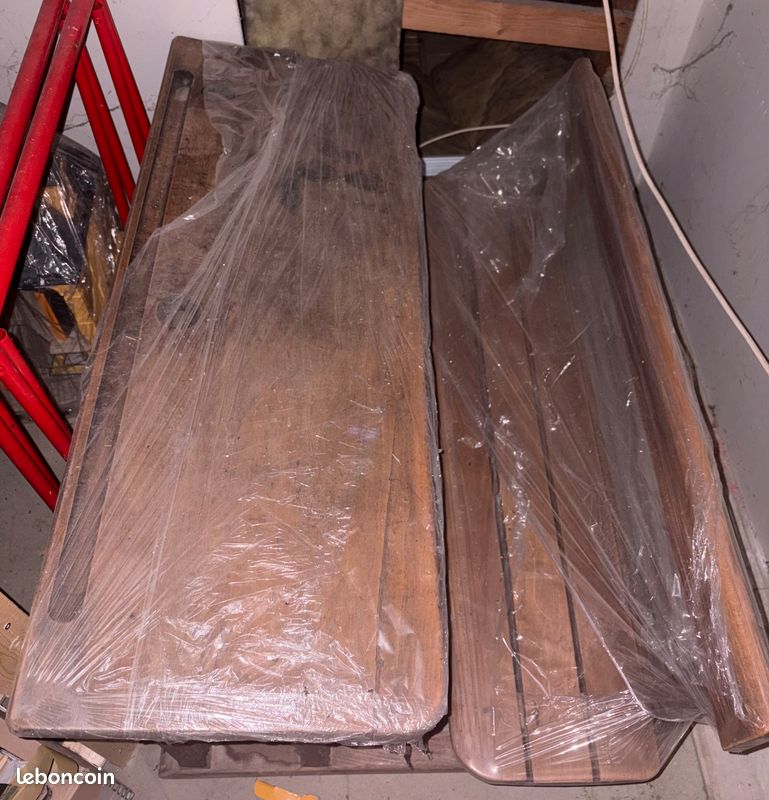 Ancienne table d’écolier en bois massif (image 2)