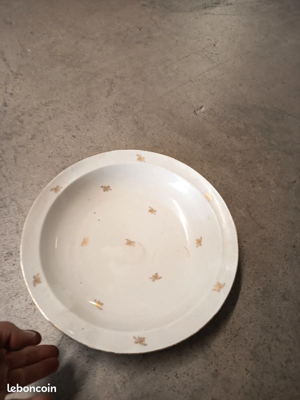 Plat porcelaine de Limoges (image 1)
